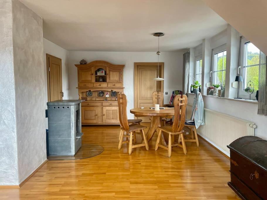 Moderne Ferienwohnung Mit Sonnenbalkon In Fretter Finnentrop Экстерьер фото